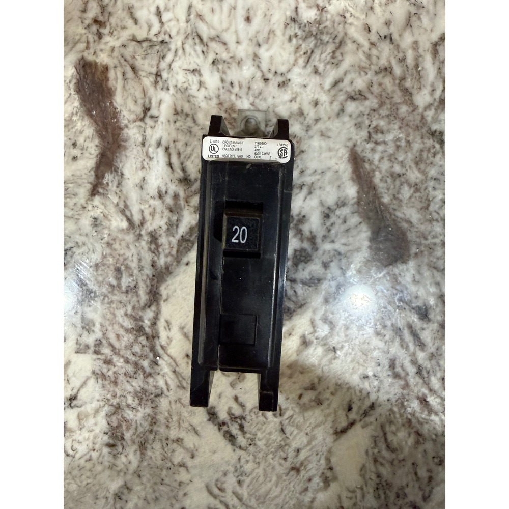 Eaton Quicklag GHQ1020 20 Amp 277V Circuit Breaker
